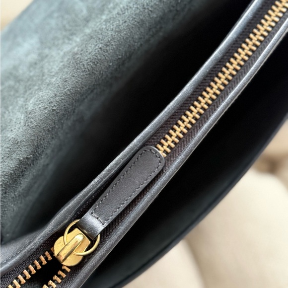 Vintage Coach Patricia Legacy Black Leather Flap Crossbody Bag - Picture 10 of 16